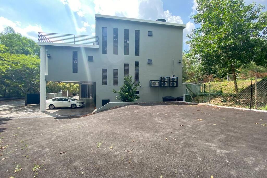 Maxxim Rainforest Retreat - Rawang Ngoại thất bức ảnh