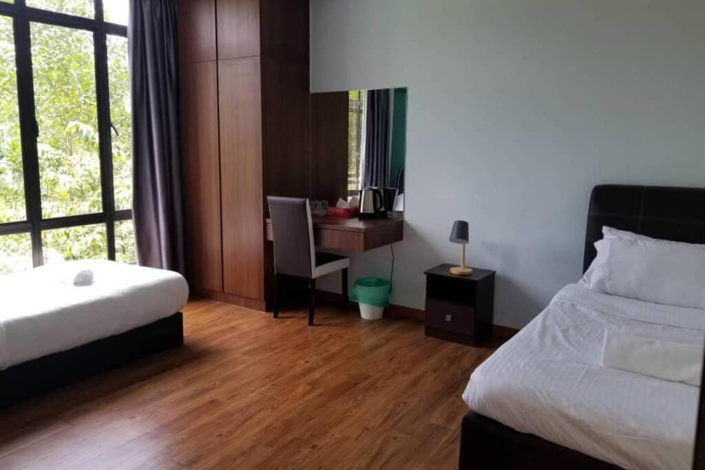 Maxxim Rainforest Retreat - Rawang Ngoại thất bức ảnh