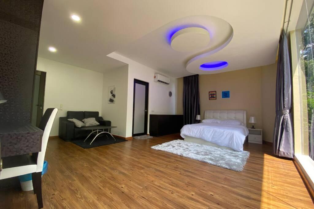 Maxxim Rainforest Retreat - Rawang Ngoại thất bức ảnh