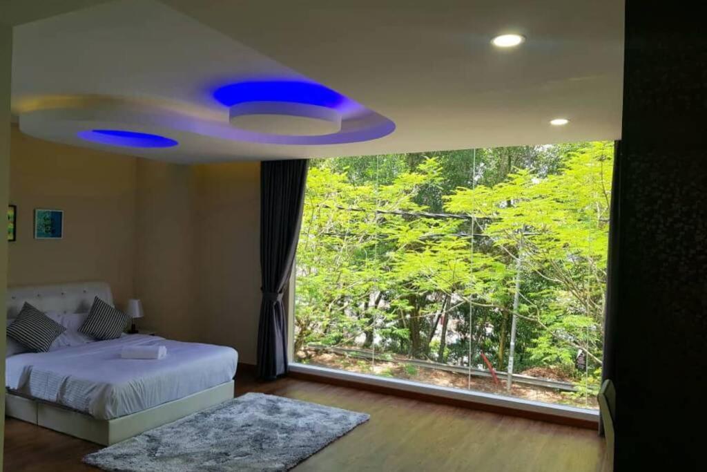Maxxim Rainforest Retreat - Rawang Ngoại thất bức ảnh