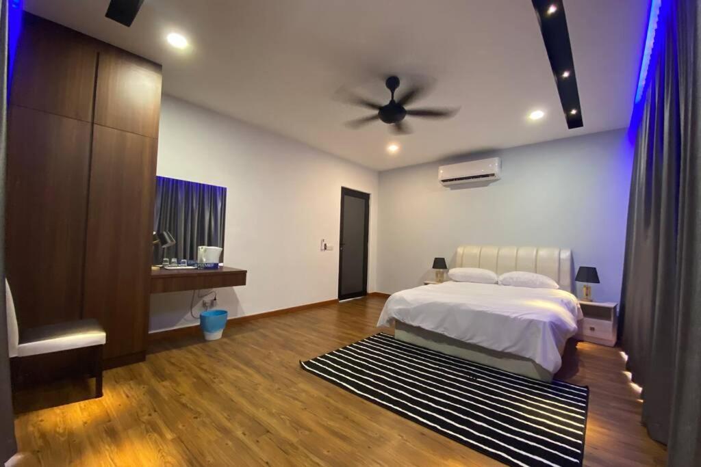 Maxxim Rainforest Retreat - Rawang Ngoại thất bức ảnh